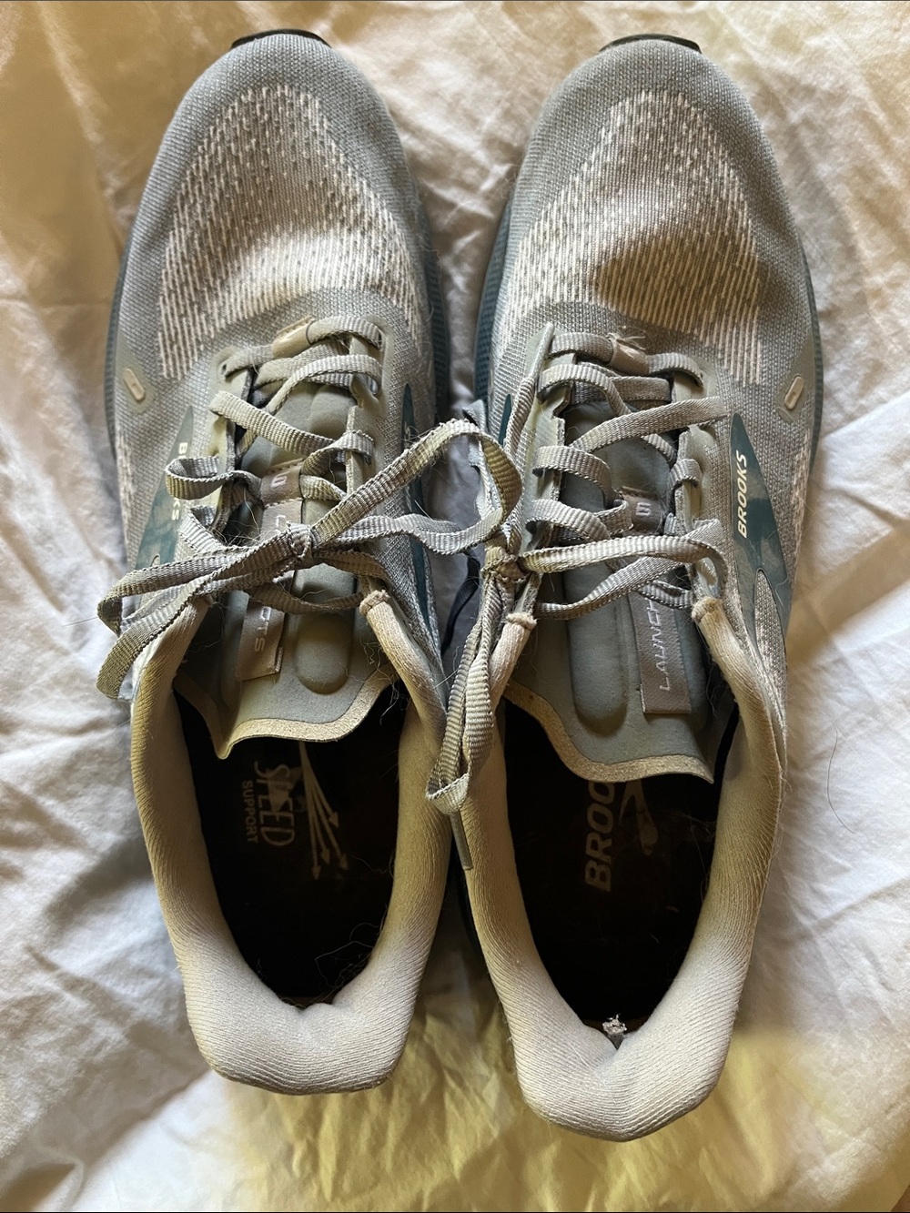 Brooks Men’s Trail Running Shoes in blue/gray - Picture 2 of 5